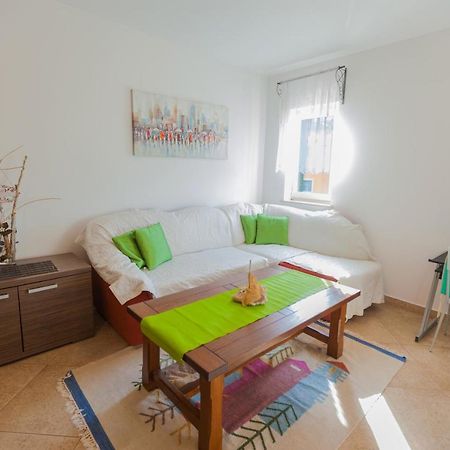 Apartman Mare Lovrecica  Exterior photo