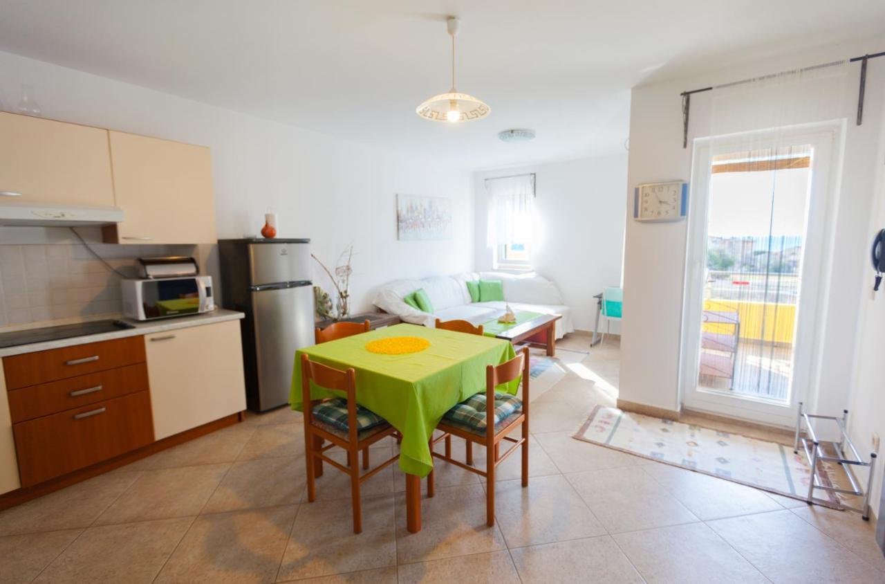 Apartman Mare Lovrecica  Exterior photo