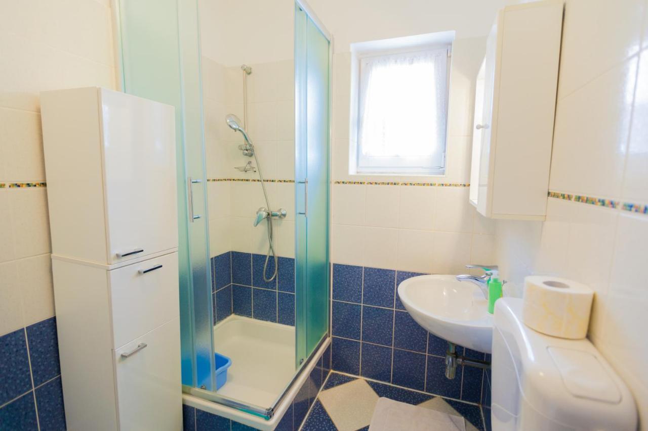 Apartman Mare Lovrecica  Exterior photo