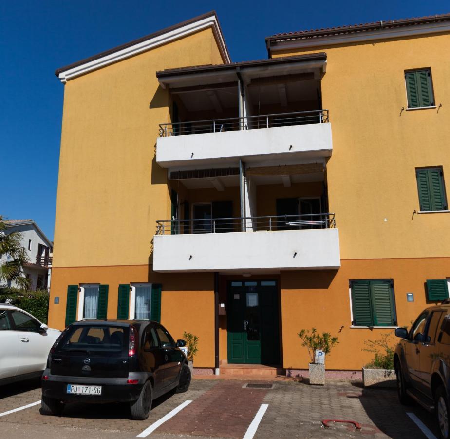 Apartman Mare Lovrecica  Exterior photo